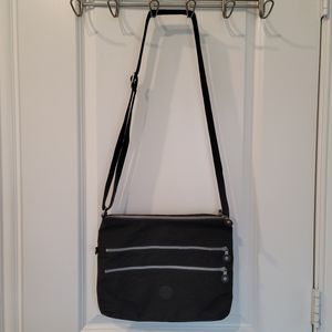 Kipling - crossbody- black - NWOT